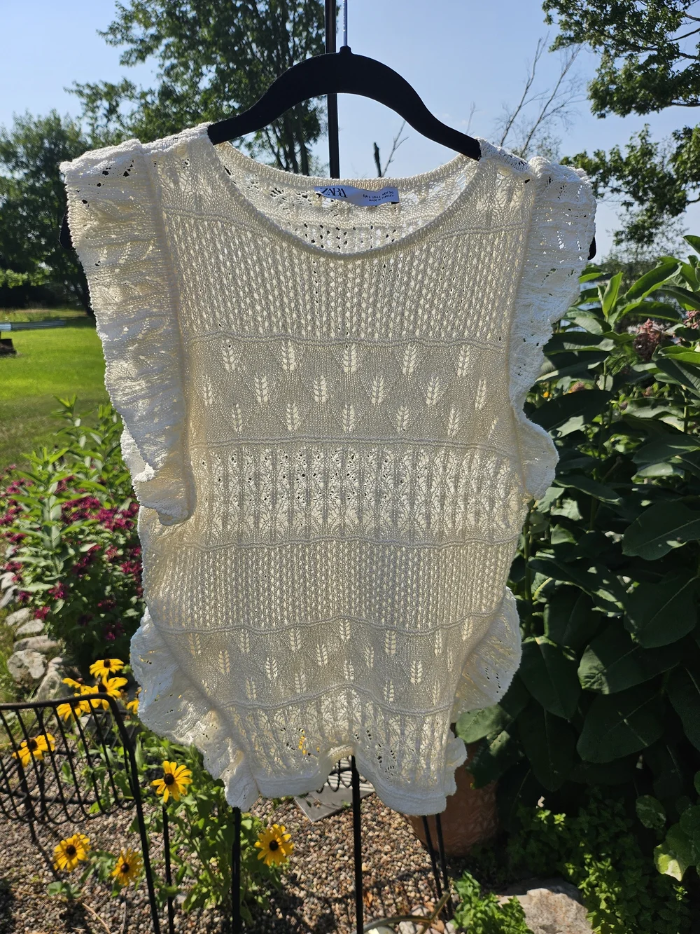 Zara Cream Knit Ruffle-Trim Top - Picture 3 of 3